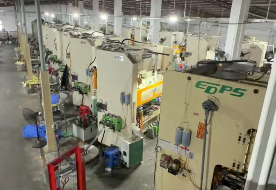 Automatic terminal reel equipment for connector terminal production